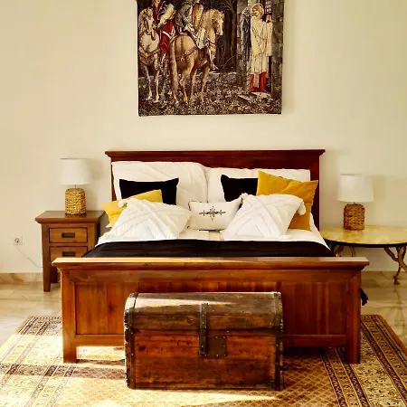Izabella Guest house